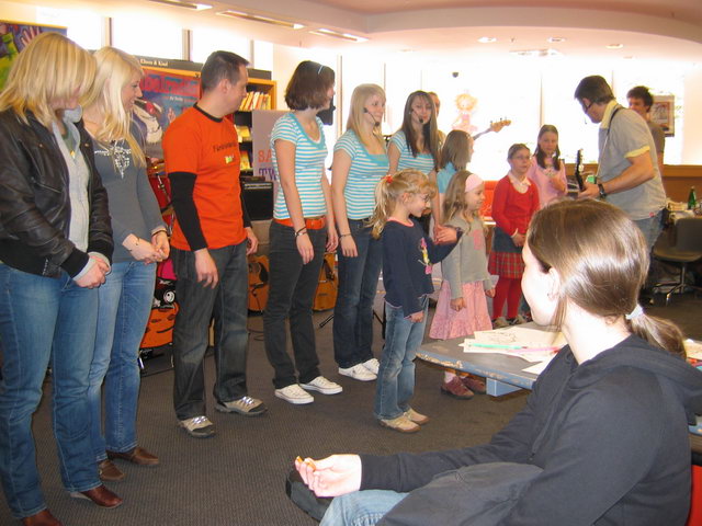 gal/2008/2008 12.04. Mayersche Buchhandlung CD Praesentation/IMG_3457.JPG